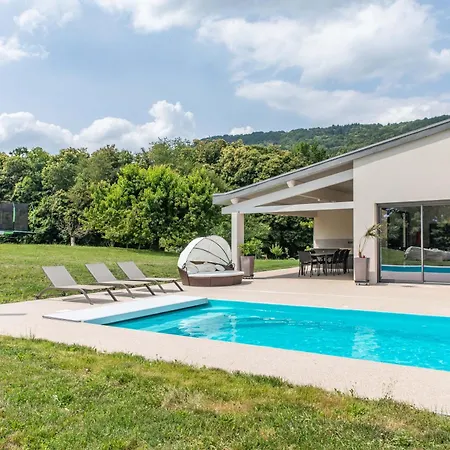 Plein La Vue En 360° Coublevie